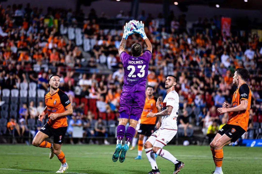 周六010 西甲 皇家奥维耶多VS维戈塞尔塔：比分预测